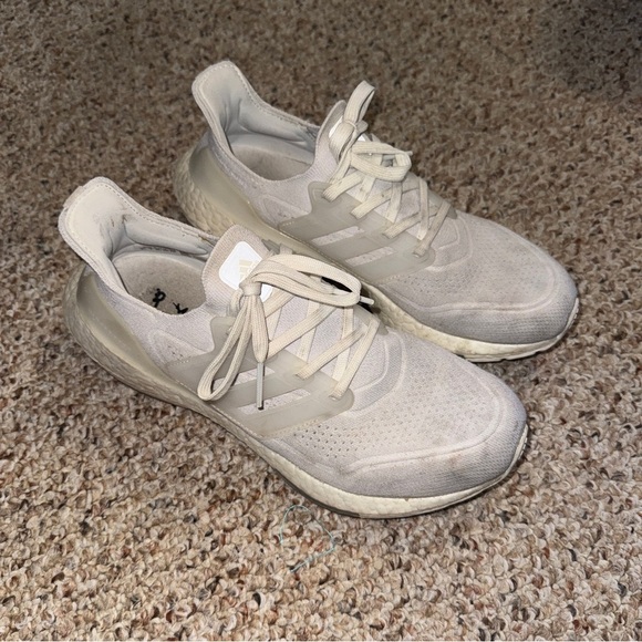 Adidas White Ultra Boost Women’s 8.5 - Picture 2 of 8